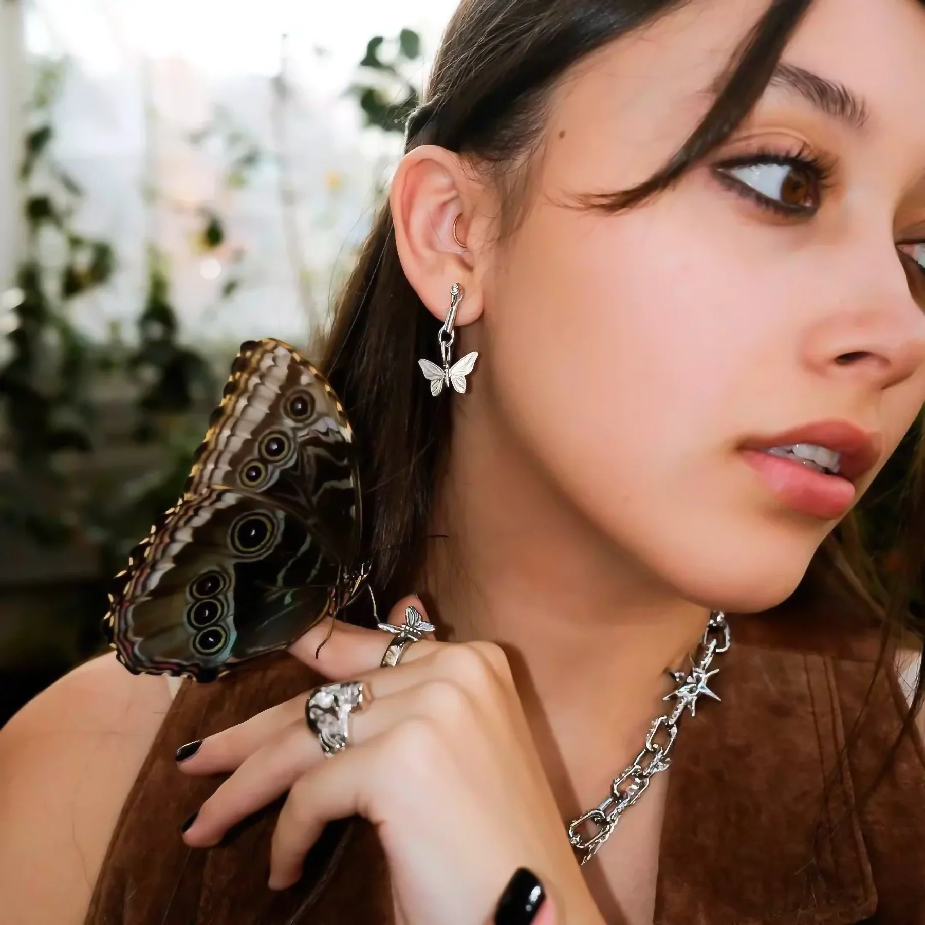 BUTTERFLY EARRING (DANGLE) - Image 4