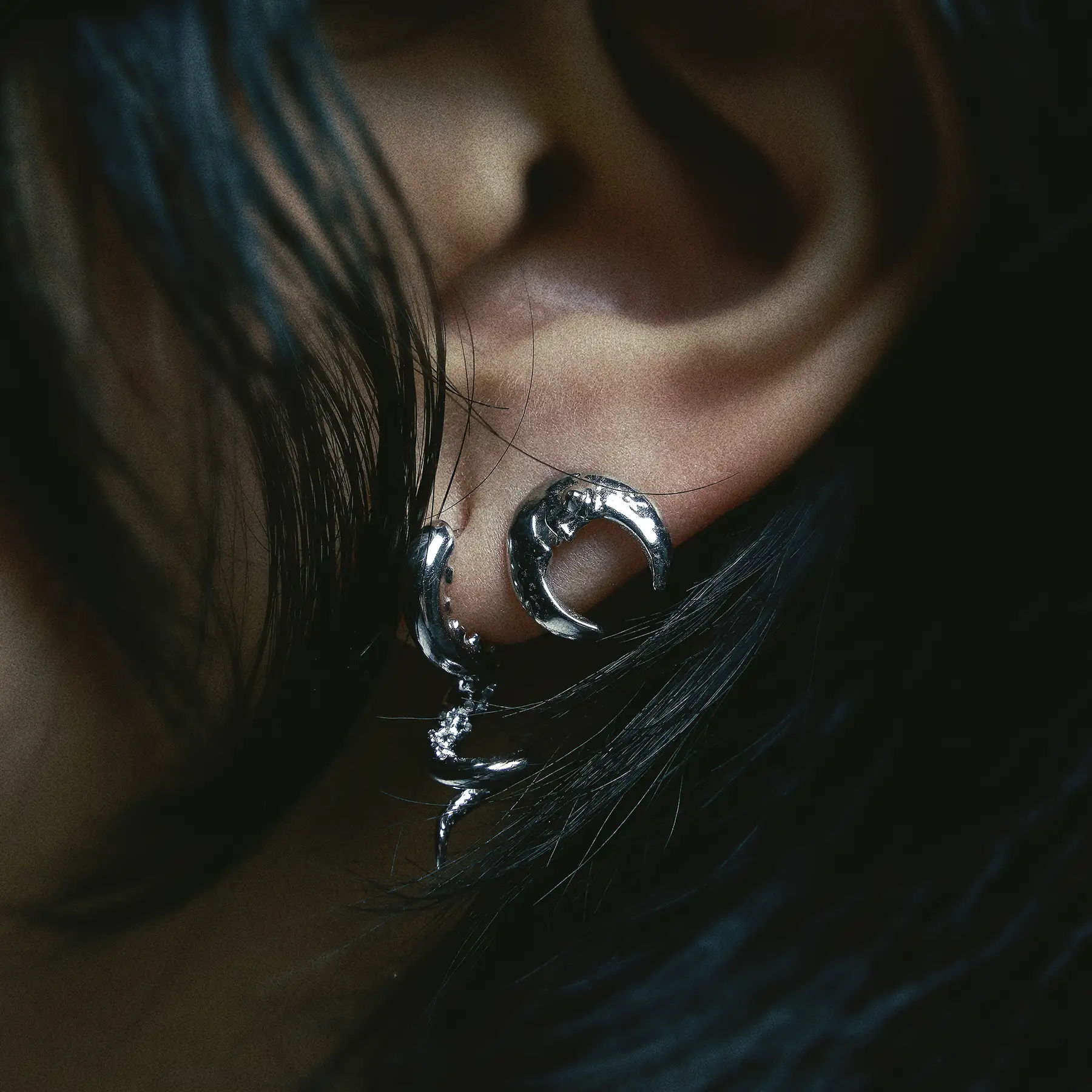 LUNA THE LUNATIC LUNAR EARRING - Image 6